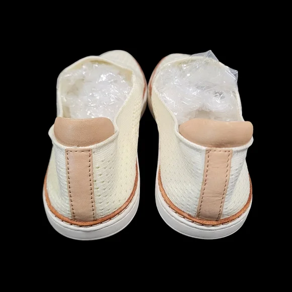 Ugg Sammy Knit Women's White Slip On Casual Sneaker size 9 MSRP $110 - Picture 5 of 7